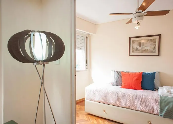 Perfecto Para Familias & Grupos - Departamento Grande Y Luminoso